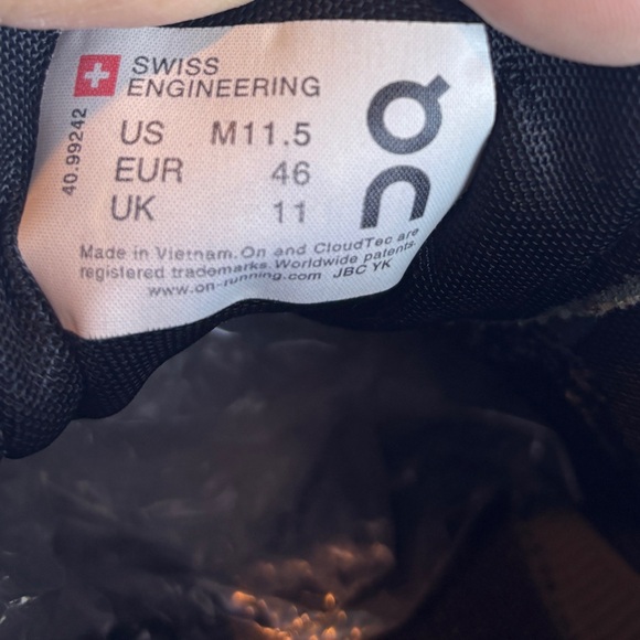 Men’s on cloud size 11.5 running shoes sneakers - Picture 7 of 8